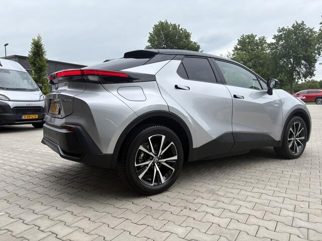 Toyota C-HR 2.0 PHEV 220 Dynamic Bi-Tone | All Seasons
