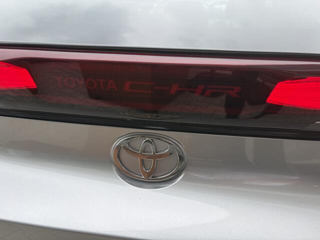 Toyota C-HR 2.0 PHEV 220 Dynamic Bi-Tone | All Seasons