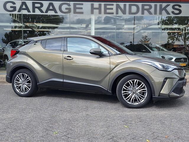 Toyota C-HR 2.0 Hybrid Executive | Leder Stof | Adaptive CC | LED | Camera | Climate | Facelift |