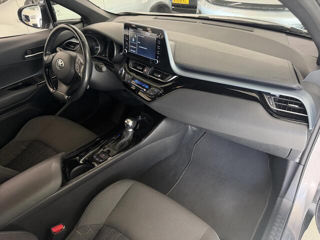 Toyota C-HR 2.0 Hybrid Dynamic | Winterpakket | Camera | PDC | Carplay | All-Season | LED ( Vestiging - Nieuwegein )
