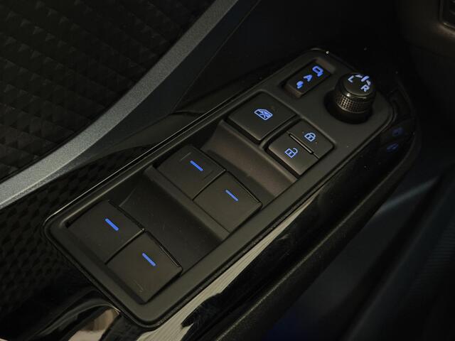 Toyota C-HR 2.0 Hybrid Dynamic | Winterpakket | Camera | PDC | Carplay | All-Season | LED ( Vestiging - Nieuwegein )
