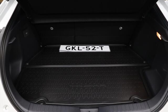 Toyota C-HR 2.0 Plug-in Hybrid 220 First Edition Bi-Tone | Trekhaak | Adaptive-cruise | Camera | Clima | Parkeersensoren V+A | Apple Carplay & Android Auto | Stoel & Stuurverwarming | Navigatie | Keyless | Dodehoekdetectie