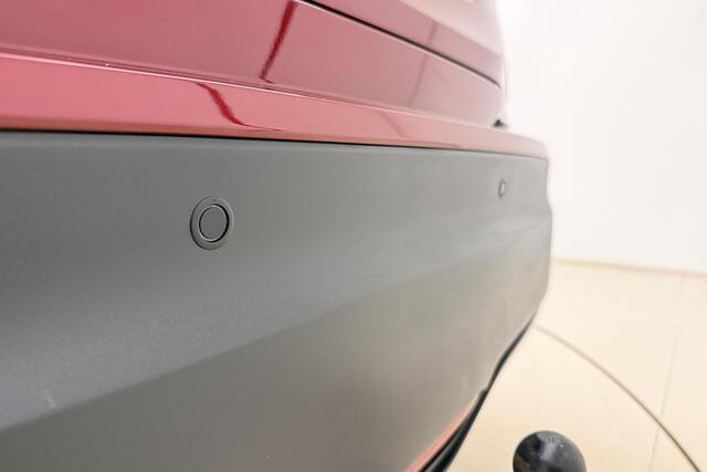 Toyota C-HR 1.8 Hybrid Dynamic | Trekhaak | Automatische airco | Cruise control adaptief | Stoelverwarming | Keyless entry | Navigatie full map