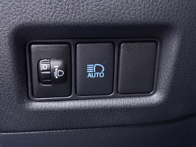 Toyota C-HR 1.8 Hybrid Dynamic | Navigatie | Trekhaak | PDC |