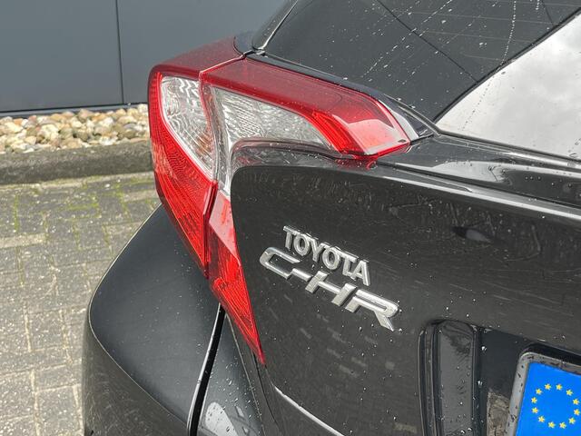 Toyota C-HR 1.8 Hybrid Style | trekhaak |
