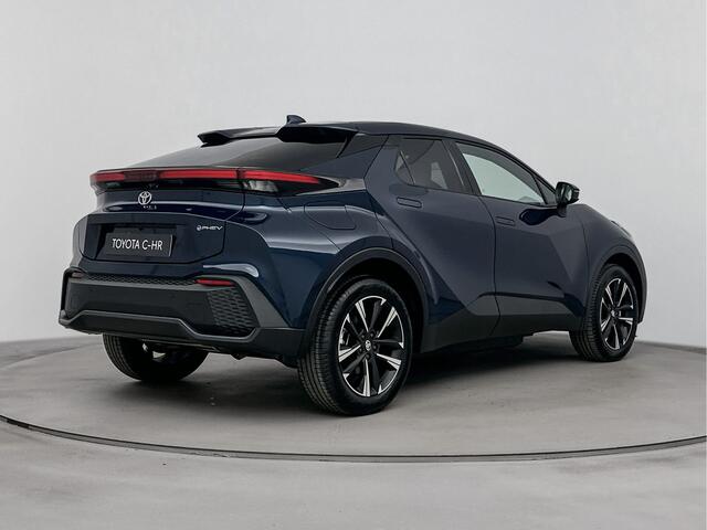 Toyota C-HR 2.0 Plug-in Hybrid 220 Dynamic | Apple Carplay & Android Auto | Parkeercamera | Onderweg-naar-dealer*