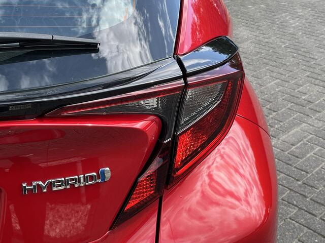Toyota C-HR 1.8 Hybrid Dynamic | PDC | Dodehoekdetectie | Keyless | Carplay |