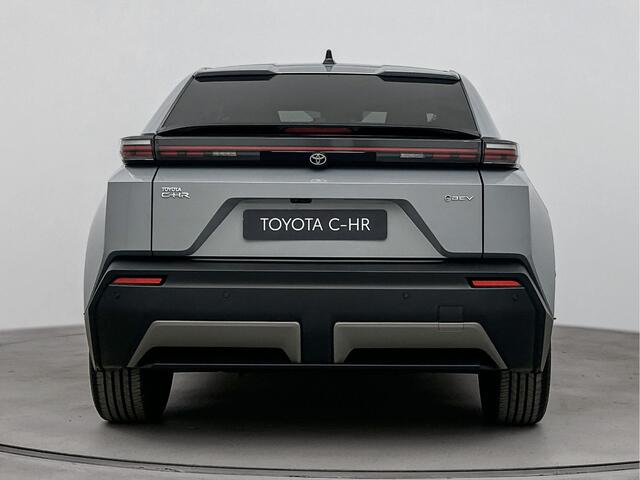 Toyota C-HR First Edition 77 kWh | Apple Carplay & Android Auto | Parkeercamera | Onderweg-naar-dealer*