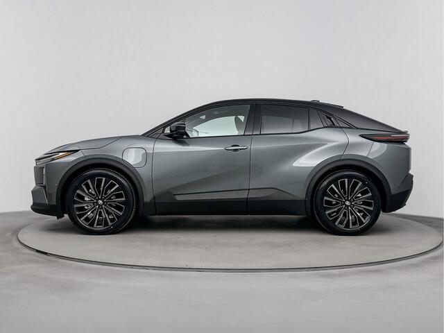 Toyota C-HR Executive AWD 77 kWh | Apple Carplay & Android Auto | Parkeercamera | Onderweg-naar-dealer*