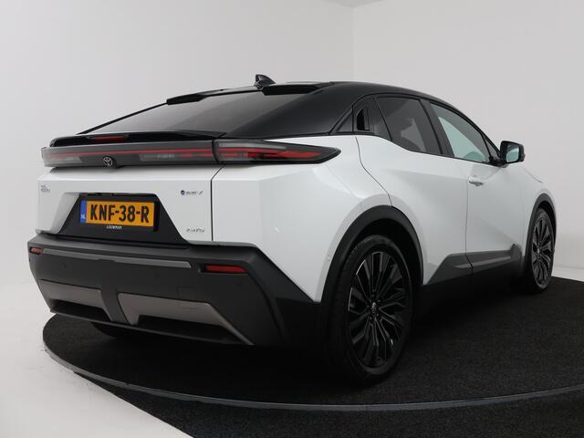 Toyota C-HR Executive AWD 77 kWh | Navigatie | PDC | Demo Sander niet adverteren