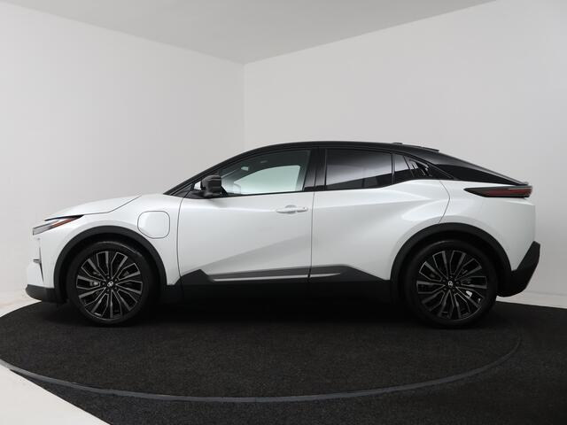 Toyota C-HR Executive AWD 77 kWh | Navigatie | PDC | Demo Sander niet adverteren