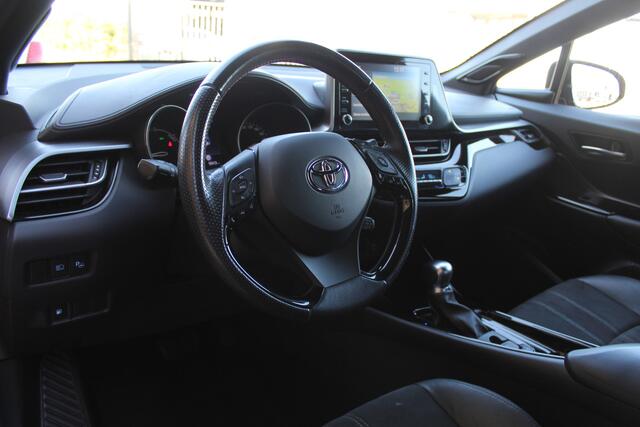 Toyota C-HR 2.0 Hybrid GR-Sport Bi-Tone | Rijklaar | Afn. trekhaak | Allseason | Apple/Android | Navi | JBL | Treeplanken | Clima | Adap.Cruise