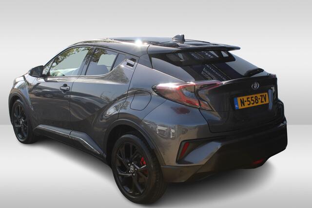 Toyota C-HR 1.8 Hybrid Executive dodehoekdetectie l Keyless entry l Keyless start l airco automatisch l