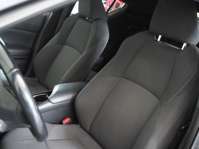 Toyota C-HR 1.8 Hybrid Style | Dodehoekdetectie | JBL Audio | Stoelverwarming | Navigatie | DAB | Bluetooth | Pre-Collision-System | Lane Assist | Parkeer Assistent