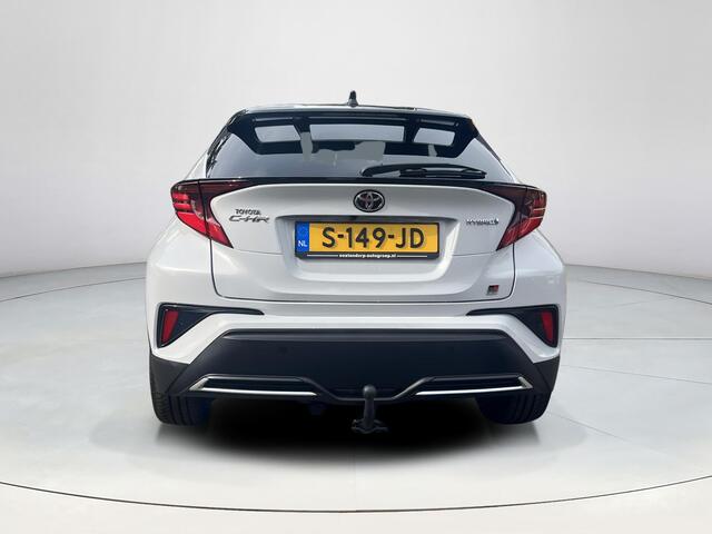 Toyota C-HR 1.8 Hybrid GR-Sport | Trekhaak | Stoel- + stuurverwarming | Carplay | Dode hoek waarschuwing |