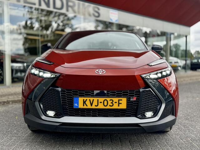 Toyota C-HR 2.0 Plug-in Hybrid 220 GR SPORT | Digitale Binnenspiegel | Dode Hoek Detectie | HUD | Adaptive CC | GR stoelen | Smart Phone Entry | Camera |