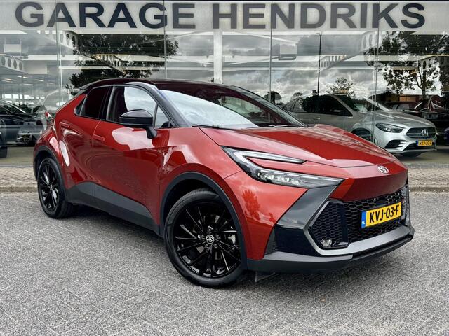 Toyota C-HR 2.0 Plug-in Hybrid 220 GR SPORT | Digitale Binnenspiegel | Dode Hoek Detectie | HUD | Adaptive CC | GR stoelen | Smart Phone Entry | Camera |