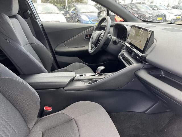 Toyota C-HR 1.8 Hybrid 140 First Edition | 360 graden camera | Elektrische achterklep | Navigatiesysteem