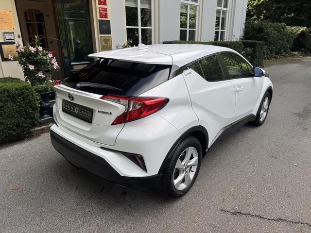 Toyota C-HR 1.8 Hybrid Dynamic, Dealer onderhouden