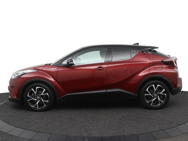 Toyota C-HR 1.8 Hybrid Dynamic Sport | Stuur en stoelverwarming | Lederen bekleding | Parkeersensoren |