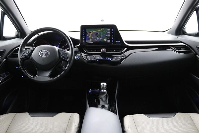Toyota C-HR 1.8 Hybrid Dynamic Sport | Stuur en stoelverwarming | Lederen bekleding | Parkeersensoren |