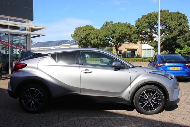 Toyota C-HR 1.8 Hybrid Dynamic Automaat | Trekhaak | Clima | Stoelverwarming | Navi |