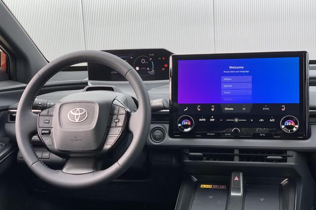 Toyota C-HR First Edition 77 kWh / Stoel- en stuurverwarming / Apple Carplay / Android Auto / Climate Control