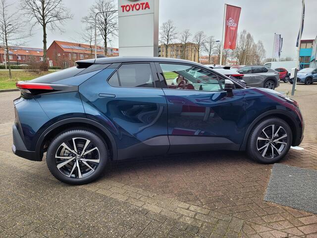 Toyota C-HR 2.0 Plug-in Hybrid 220 Dynamic