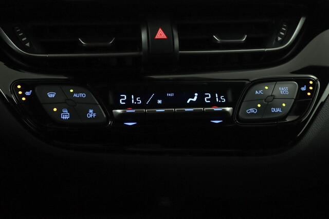 Toyota C-HR 2.0 Hybrid Business Plus | Dode hoek detectie | Camera | Stoel- & Stuurverwarming |
