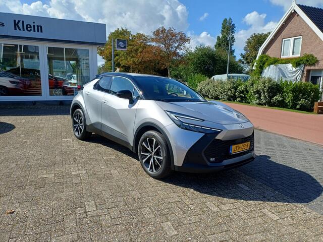 Toyota C-HR 2.0 HEV 220 Bns