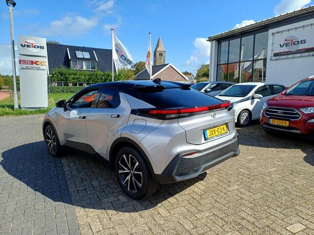 Toyota C-HR 2.0 HEV 220 Bns