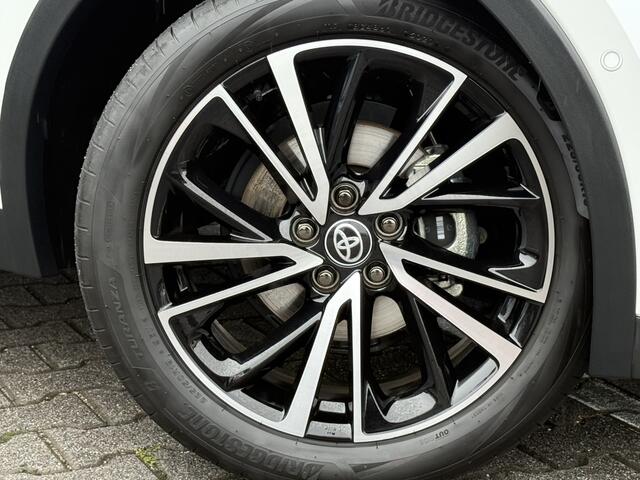 Toyota C-HR 2.0 Hybrid 200 Executive | ACC | Memory | HUD | 360* Camera | 19 inch