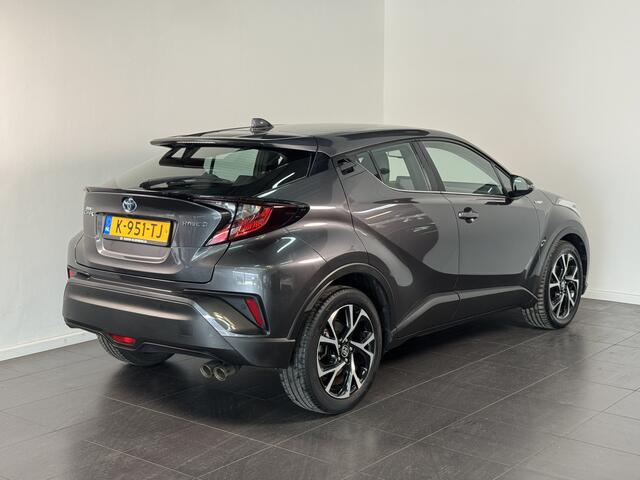 Toyota C-HR 1.8 Hybrid Dynamic | CarPlay | Keyless |