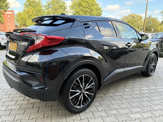 Toyota C-HR 1.8 Hybrid Dynamic | Trekhaak | Stoelverwarming | PDC v/a |