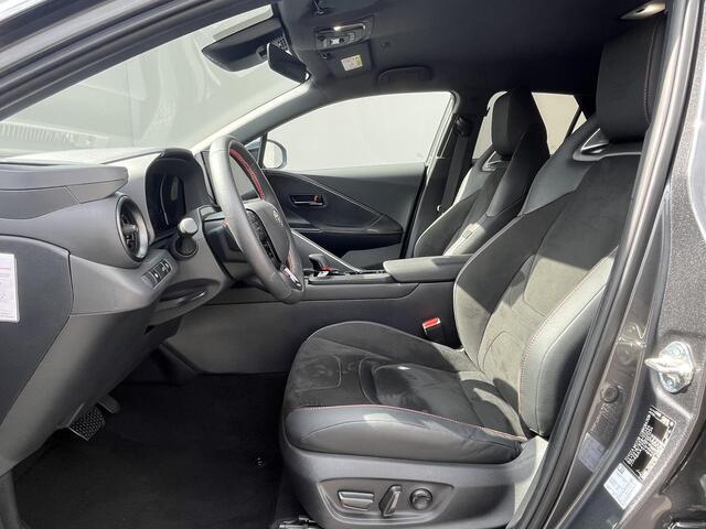 Toyota C-HR 2.0 Hybrid 200 GR SPORT PLUS / Navigatie / Elektrische Achterklep / Stoelverwarming / Elektrisch verstelbare bestuurderstoel met stoelgeheugen