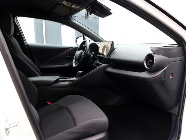 Toyota C-HR 2.0 PHEV 220 Dynamic | Bi-Tone | Dodehoek | Premium Navigatie