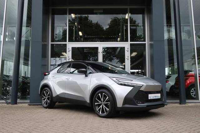 Toyota C-HR 1.8 Hybrid, Stoel+Stuurverw, All-Seas, Camera, CarPlay/Android, Elektr.klep etc.