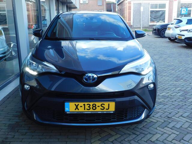 Toyota C-HR 1.8 Hybrid Active Winter Pack | PDC | 18" velgen