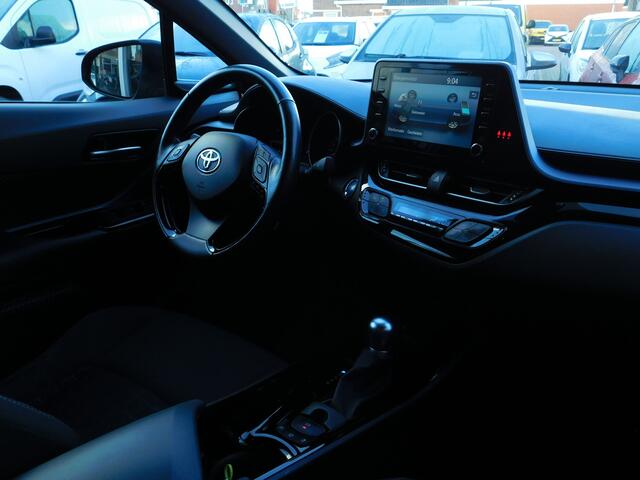 Toyota C-HR 1.8 Hybrid Active Winter Pack | PDC | 18" velgen