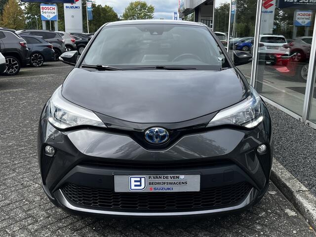 Toyota C-HR 1.8 Hybrid First Edition Automaat | Afn. trekhaak | Dodehoek | Camera | Carplay/Android Auto | Keyless | etc. etc.