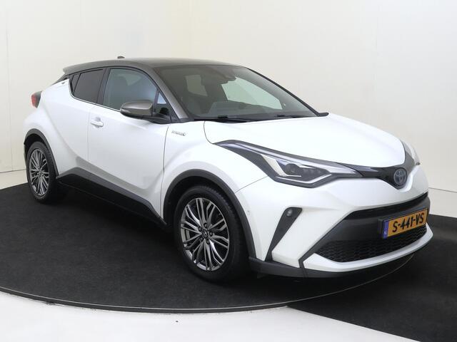 Toyota C-HR 2.0 Hybrid Executive AUTOMAAT | airco automatisch | Apple Carplay/Android | bots herkenning en activatie | cruise control adaptief | dodehoek detectie | full-LED koplampen | lederen bekleding | lichtmetalen velgen 18" | navigatiesysteem full map |