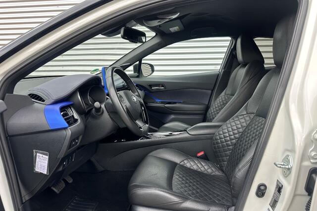 Toyota C-HR 1.8 Hybrid Premium Bi-Tone / Leer / JBL