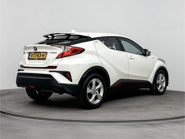 Toyota C-HR 1.8 Hybrid Style | Voorruit-Stoelverwarming | Cruise Control |
