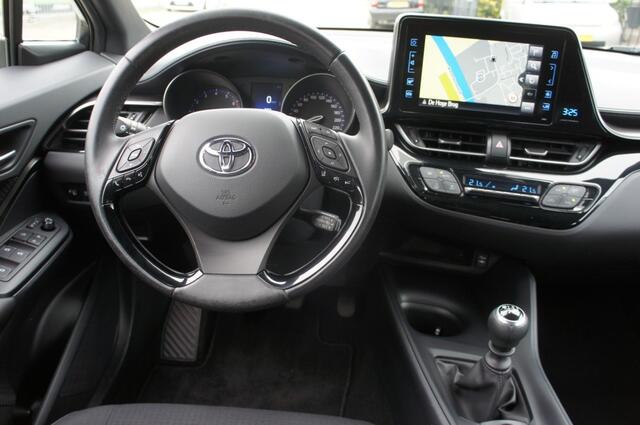 Toyota C-HR 1.2 URBAN 1eEIG NAVI/ADAPTIEF-CRUISE/CAMERA/KEYLESS PERFECTE STAAT