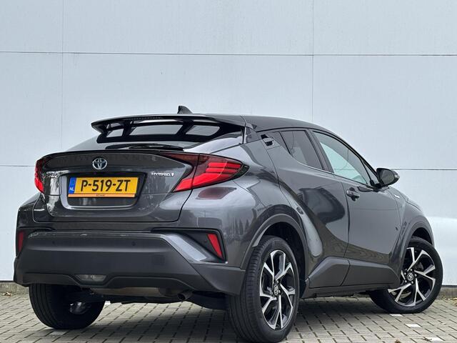 Toyota C-HR 1.8 Hybrid Executive Navigatie / Climate Control / Cruise Control