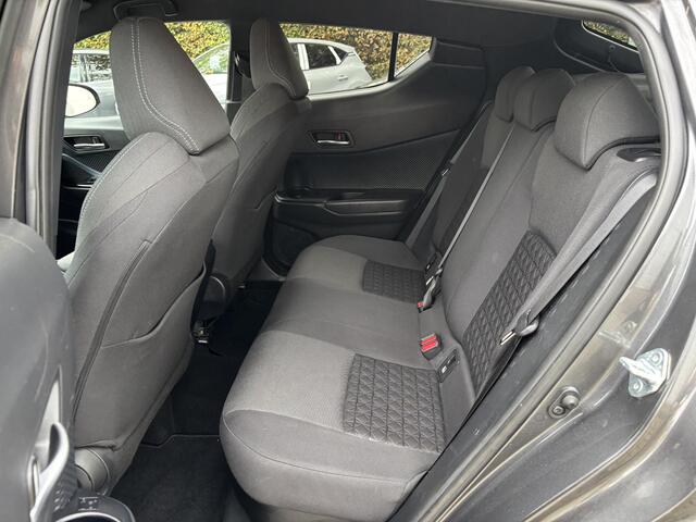 Toyota C-HR 1.8 Hybrid Executive Navigatie / Climate Control / Cruise Control