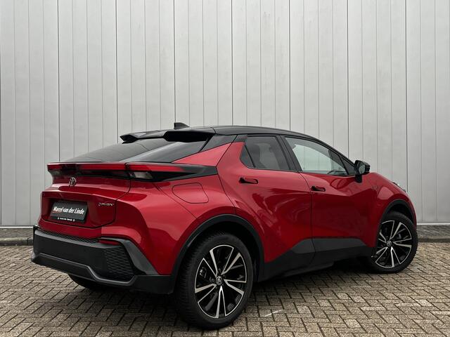 Toyota C-HR 2.0 Plug-in Hybrid 220 Executive Limited Bi-Tone