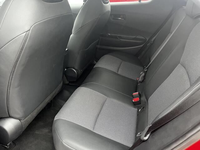 Toyota C-HR 2.0 Plug-in Hybrid 220 Executive Limited Bi-Tone