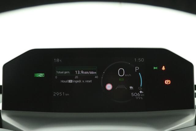 Toyota C-HR First Edition 77 kWh | 20" Lichtmetalen velgen | 600km Actieradius! | Stoel- en Stuurverwarming | Electrische achterklep | 1.000.000km garantie op accu! |
