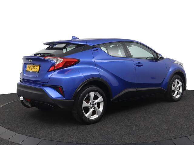Toyota C-HR 1.2 Dynamic | Climate control | Cruise control | Parkeercamera | Trekhaak |